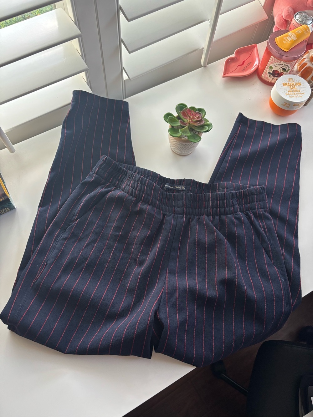 Abercrombie & Fitch Striped Trousers Medium